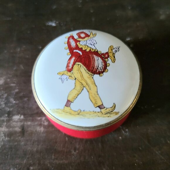 Vintage Crummles England Mini Enamel Trinket Pill Box Featuring Punch Character - Picture 2 of 6